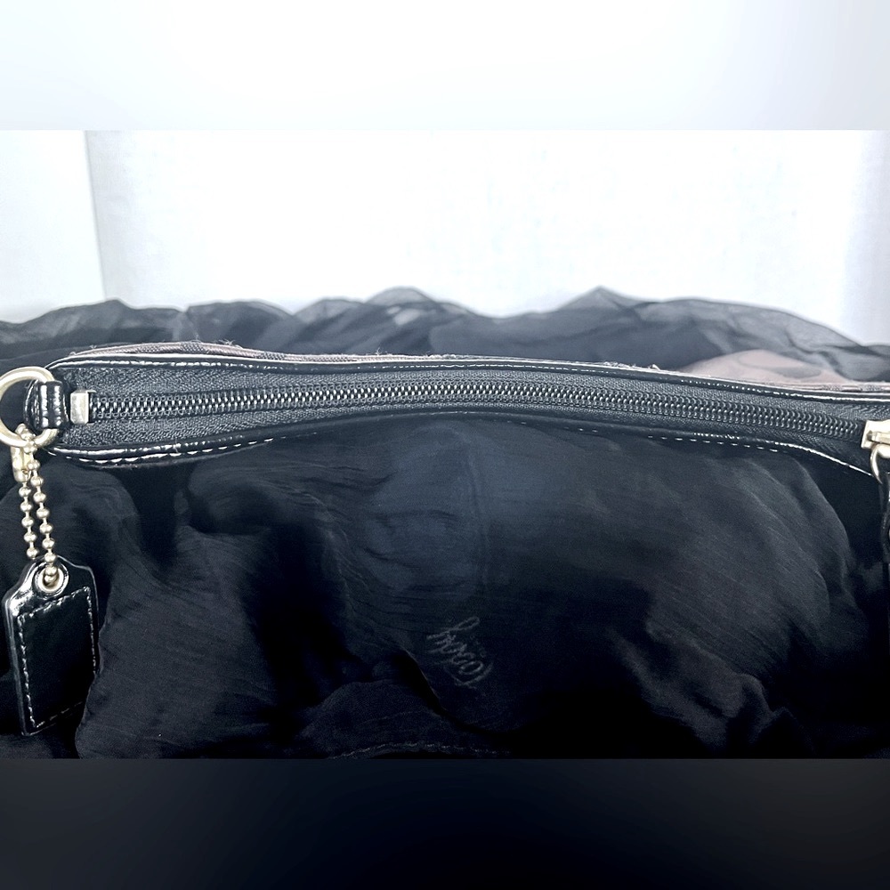 Coach canvas wristlet - Picture 6 of 8
